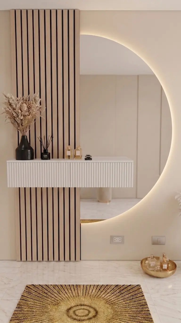 מראת ירח עם שידה עם פסים